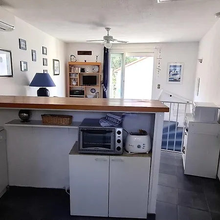 Holiday home Maison De Village Calme Pres Du Port - Fr-1-309-486